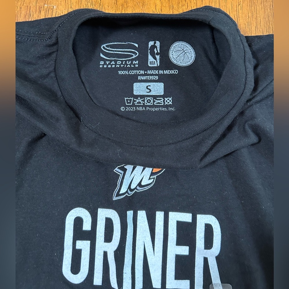 Phoenix Mercury WNBA Shirt | Brittney Griner #42 Tee | Women Small |NBA Licensed - Picture 7 of 11